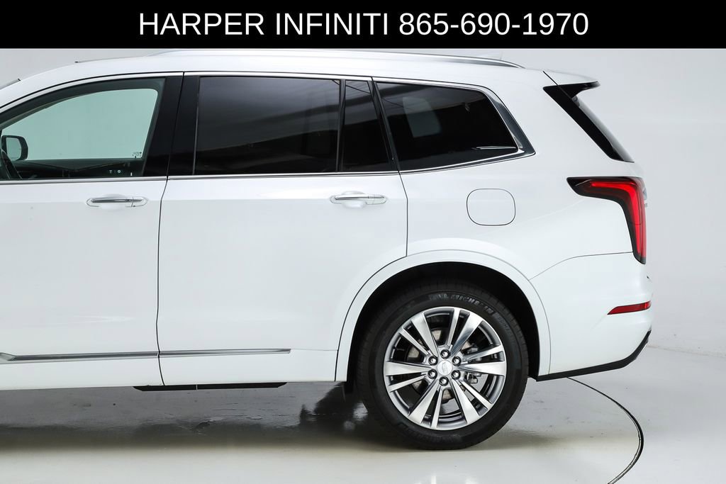 Used 2023 Cadillac XT6 Premium Luxury FWD image 4