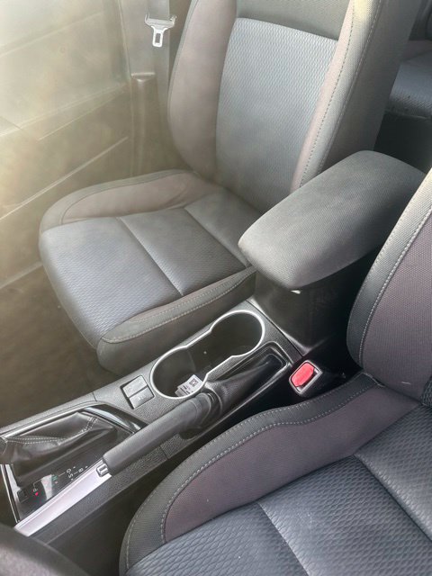 Used 2017 Toyota Corolla L FWD image 12