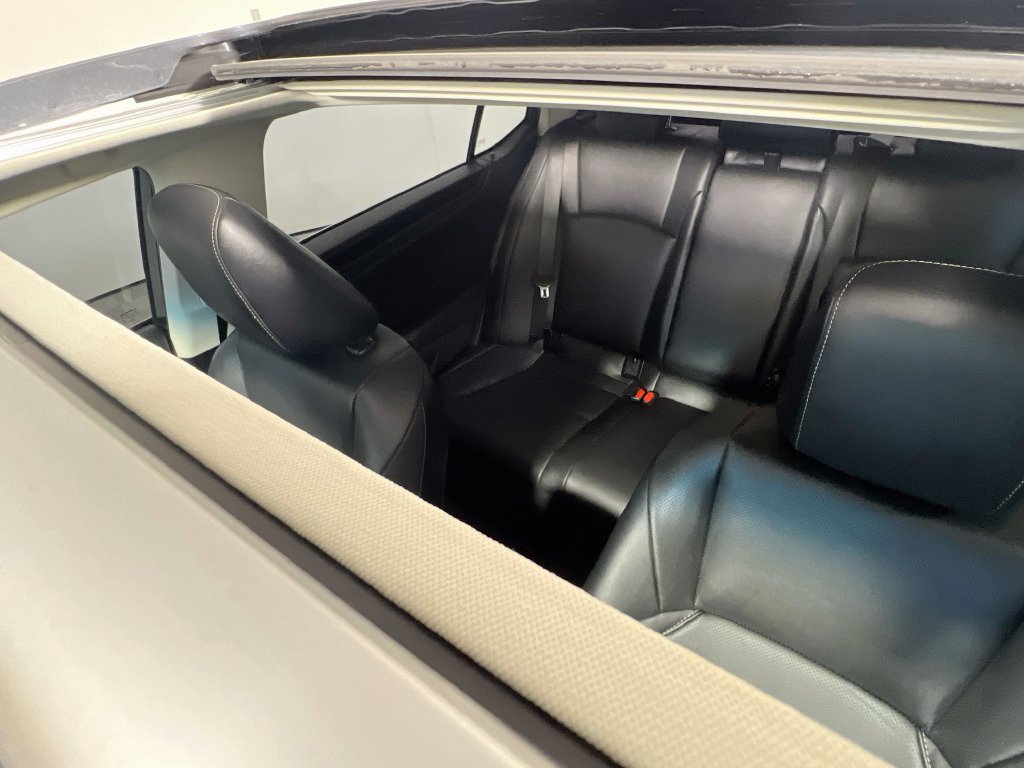 Used 2024 Lexus ES 300h w/ Premium Package FWD image 22