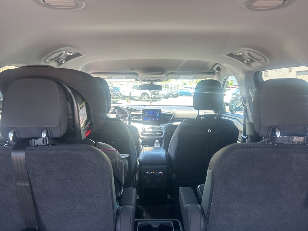Used 2021 Ford Explorer XLT RWD image 25