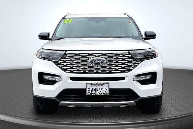 Certified 2021 Ford Explorer Platinum w/ Equipment Group 601A AWD/4WD image 3
