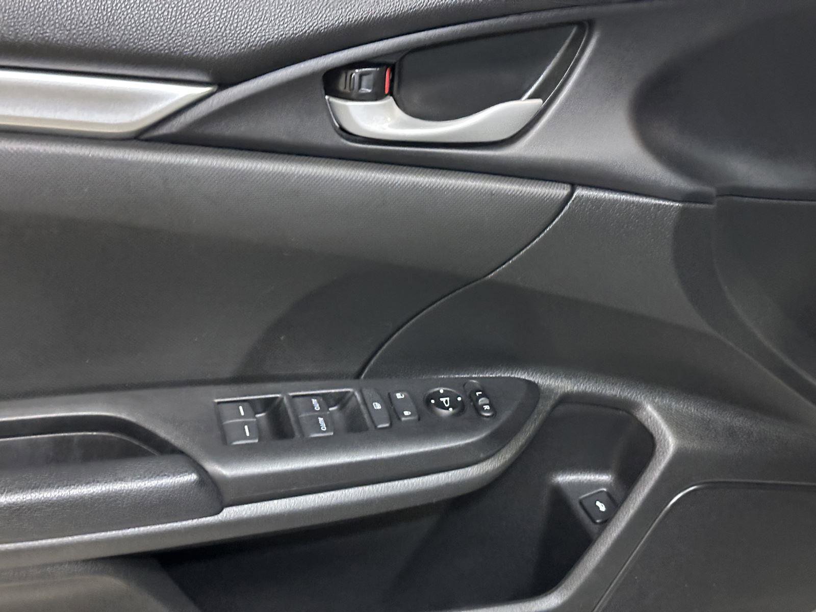 Used 2021 Honda Civic Sport image 21