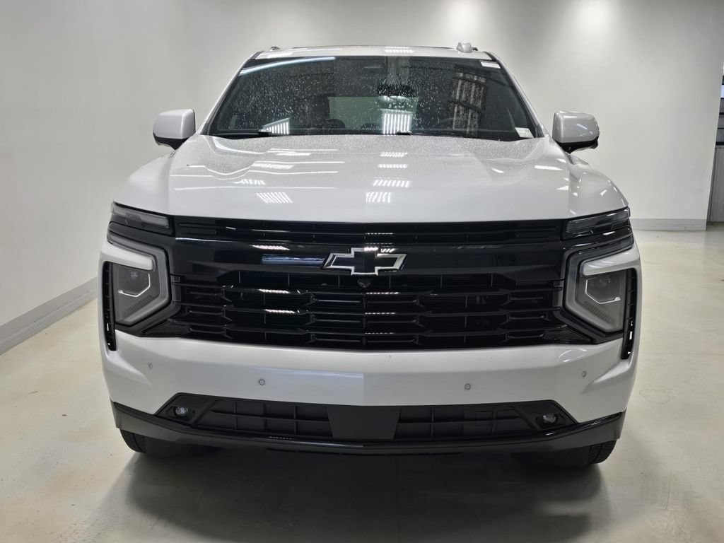 Used 2025 Chevrolet Tahoe RST w/ Comfort Package AWD/4WD image 2