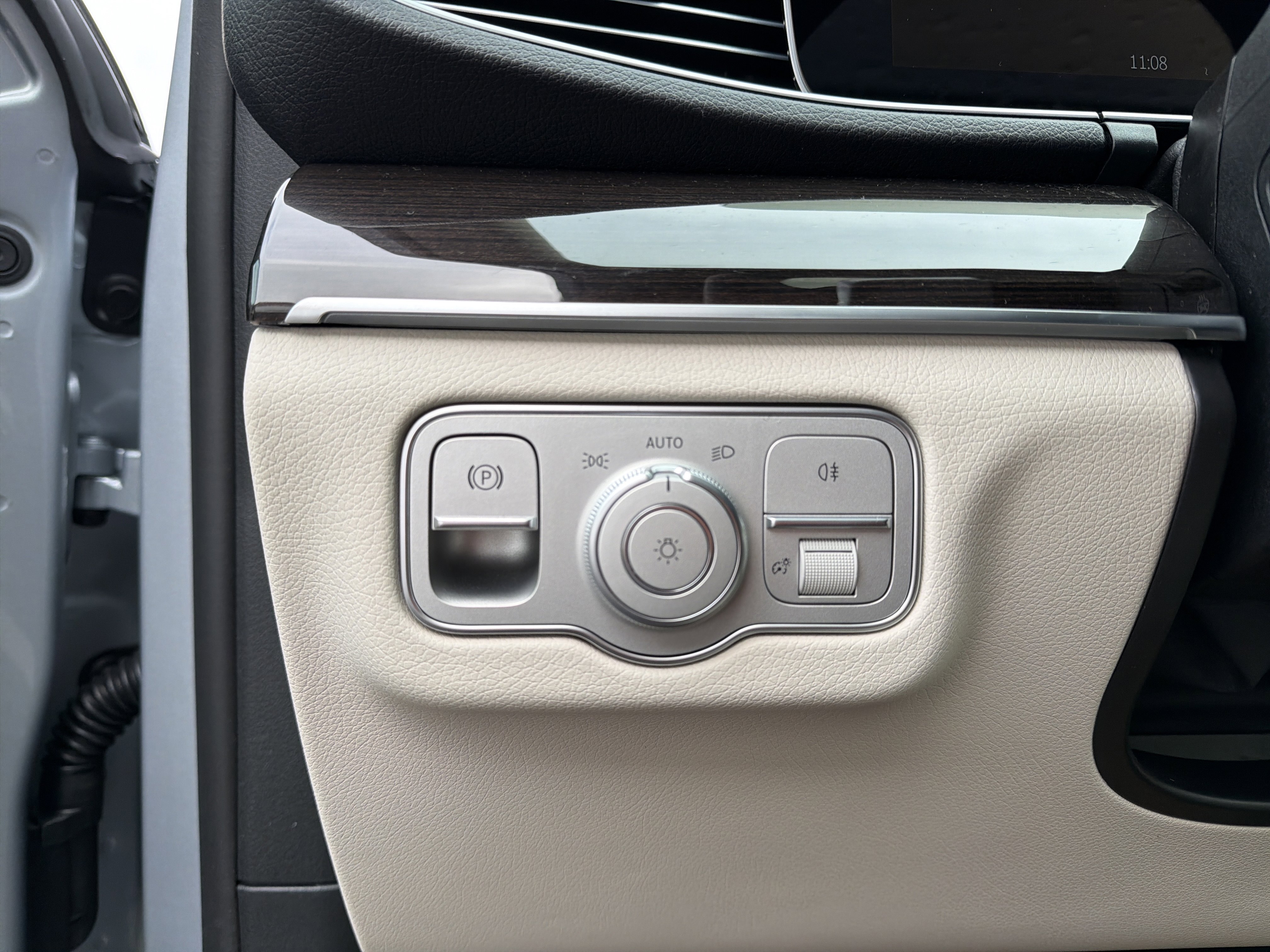 New 2026 Mercedes-Benz GLE 350 4MATIC image 17