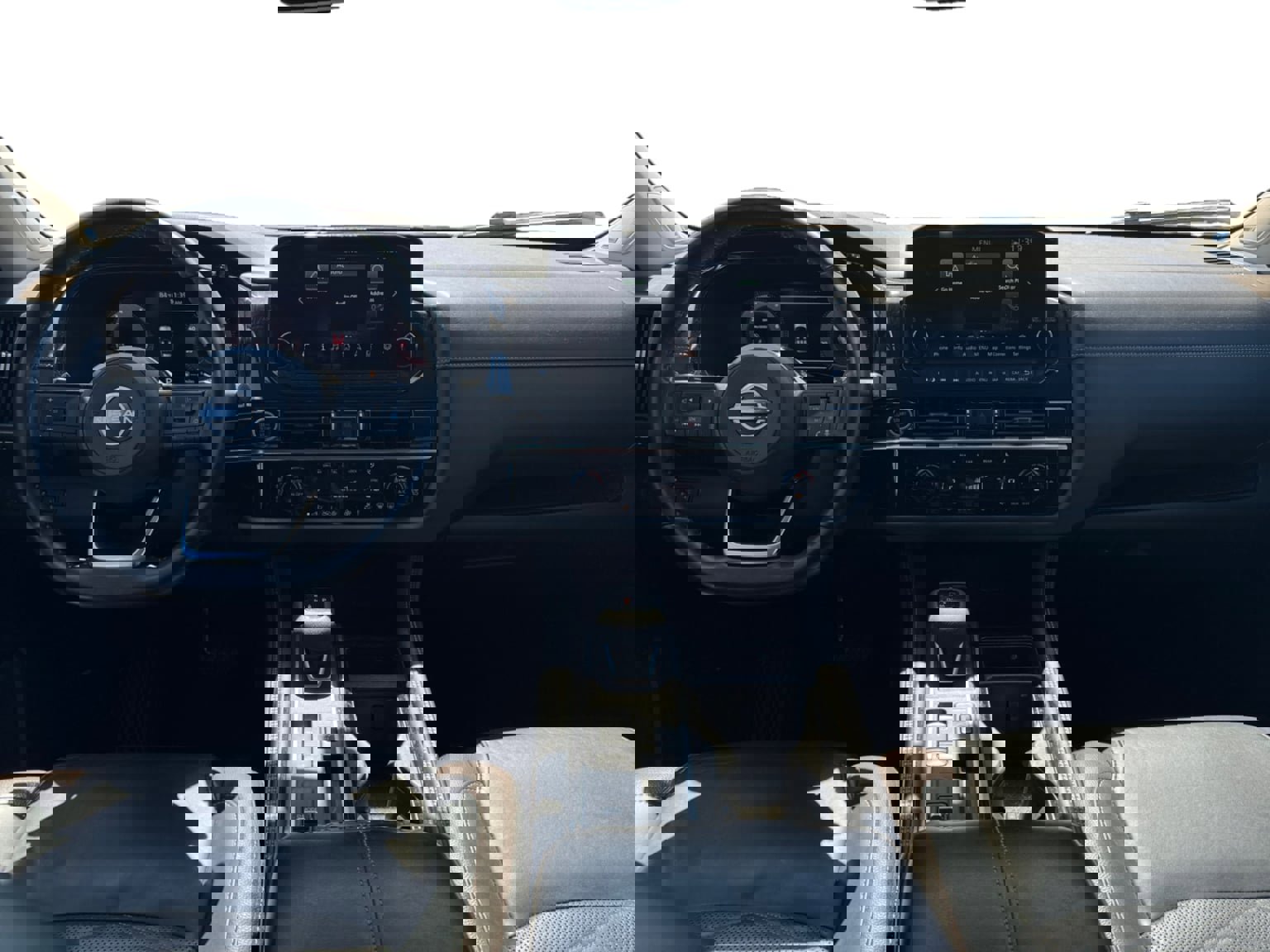 Used 2023 Nissan Pathfinder Platinum w/ Lighting Package (N93) image 11