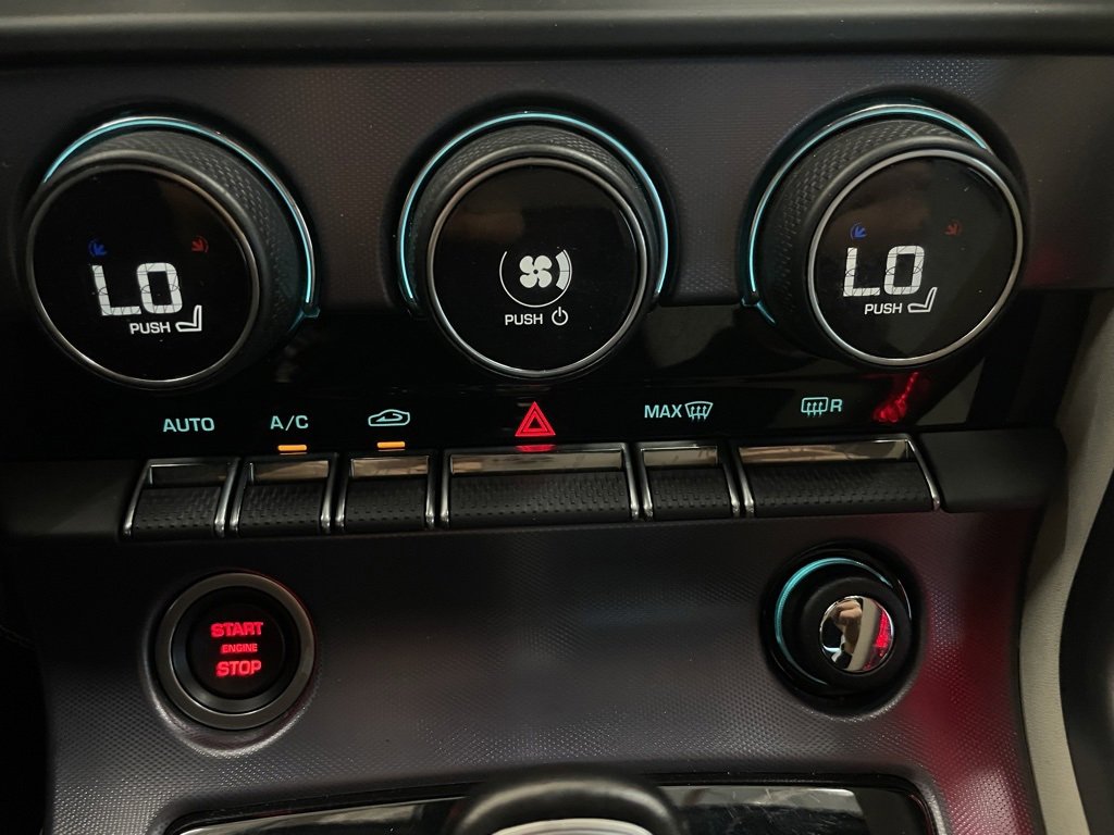 Used 2021 Jaguar F-TYPE P300 image 44