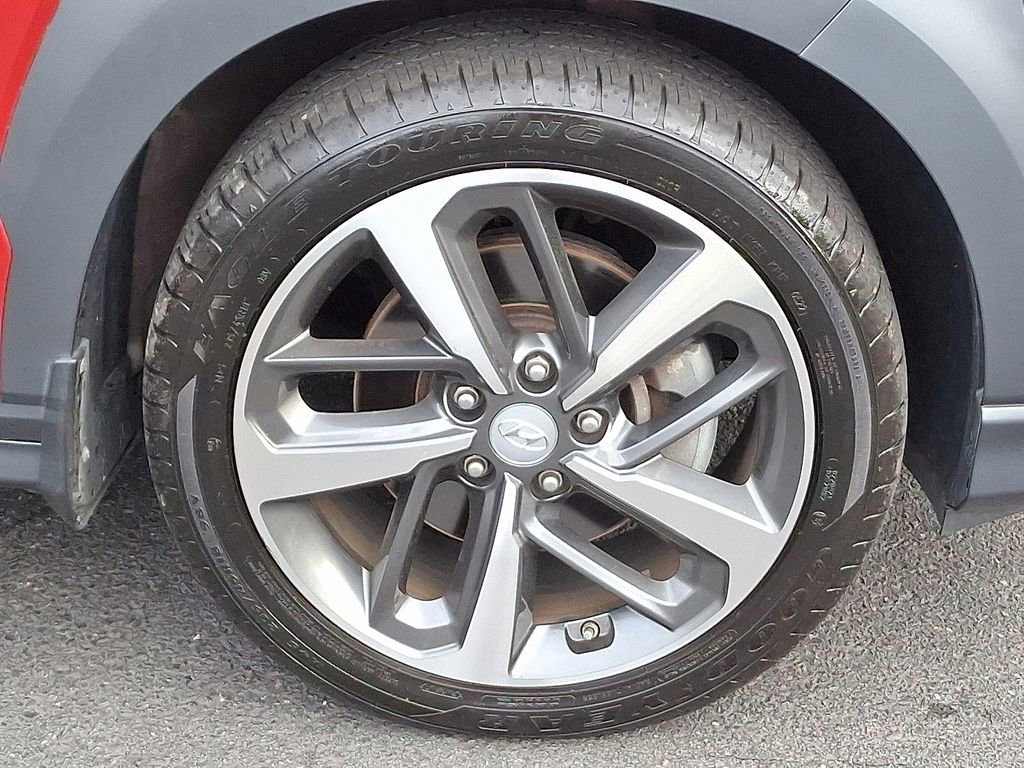 Used 2021 Hyundai Kona Limited w/ Cargo Package image 8