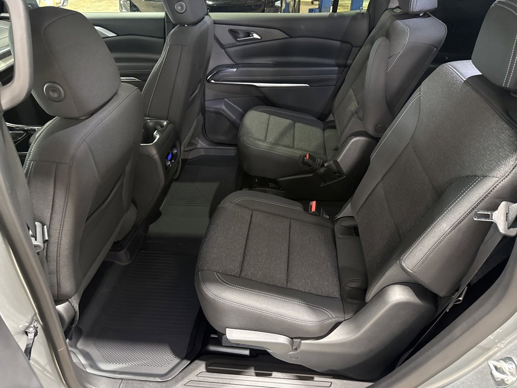 New 2026 Chevrolet Traverse LT w/ Driver Confidence Package image 32
