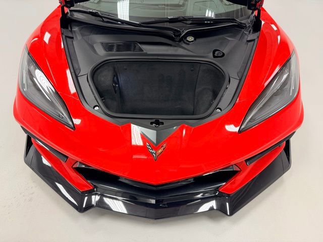 Certified 2024 Chevrolet Corvette Stingray Coupe w/ 1LT image 31