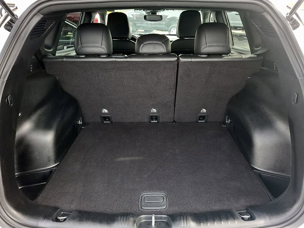 Used 2024 Jeep Compass Latitude image 29