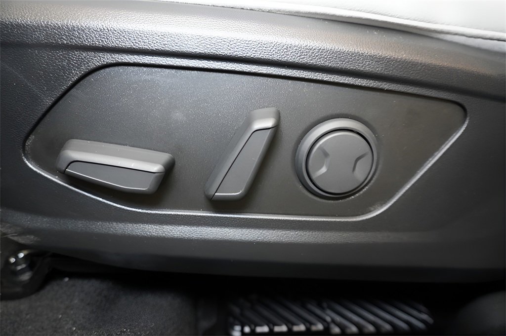 New 2025 Hyundai Tucson Limited image 9