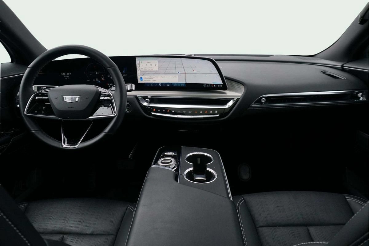 Used 2024 Cadillac Lyriq Luxury RWD image 22