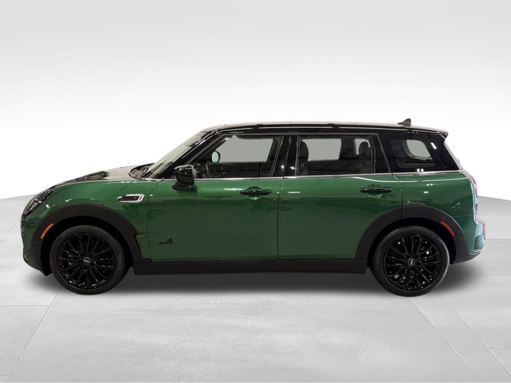 Used 2024 MINI Cooper Clubman S w/ Signature Upholstery Package AWD/4WD image 2
