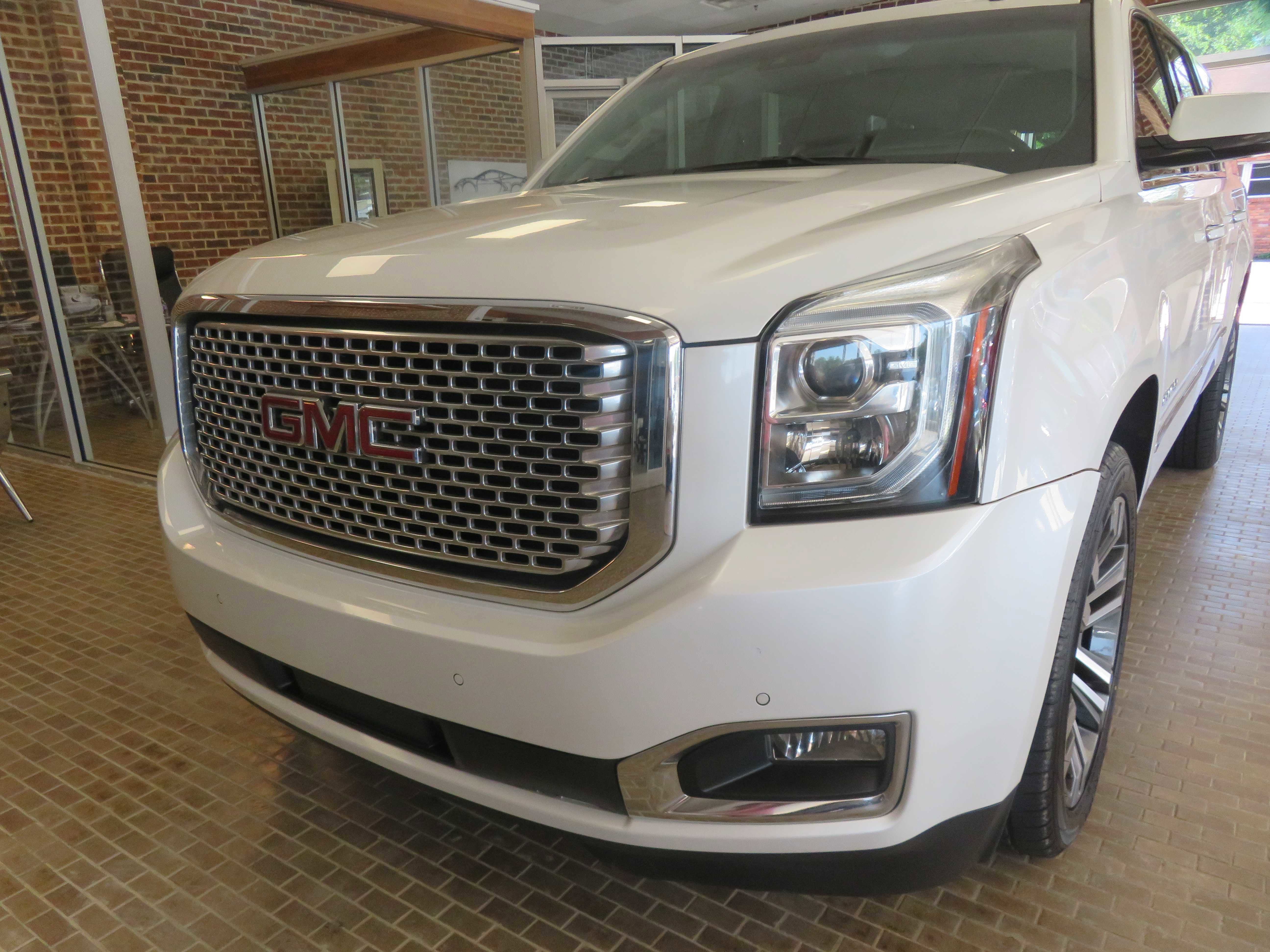 Used 2017 GMC Yukon XL Denali w/ Open Road Package AWD/4WD image 71