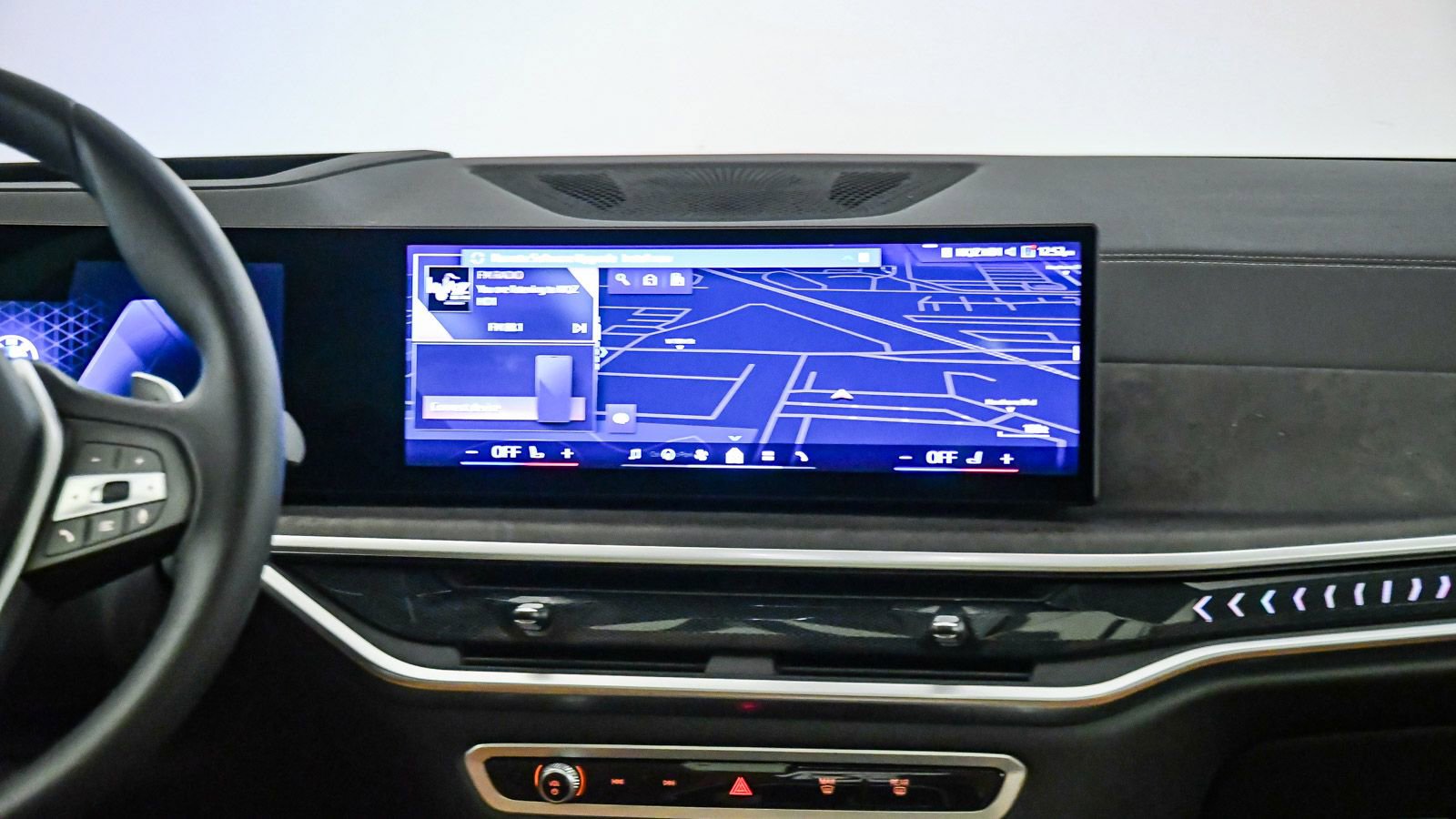 Certified 2024 BMW X5 xDrive40i w/ Premium Package AWD/4WD image 14