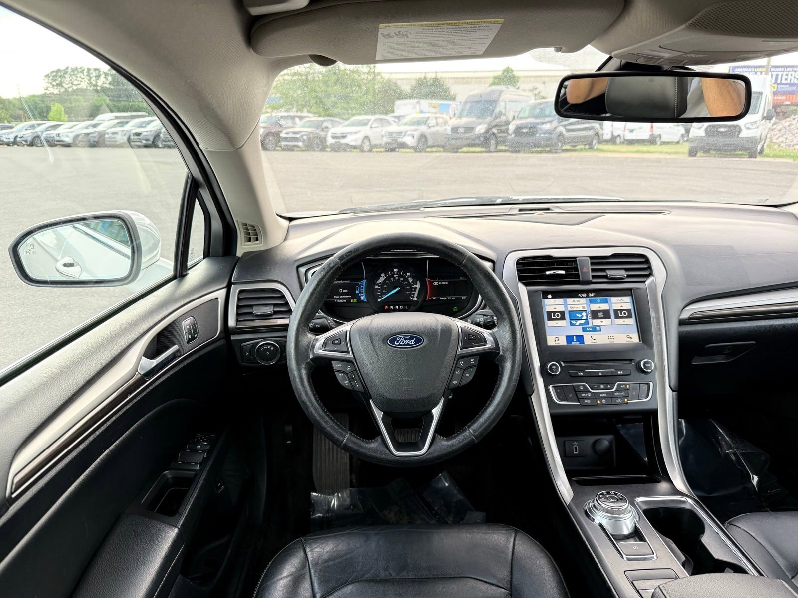 Used 2018 Ford Fusion SE w/ Equipment Group 602A FWD image 25