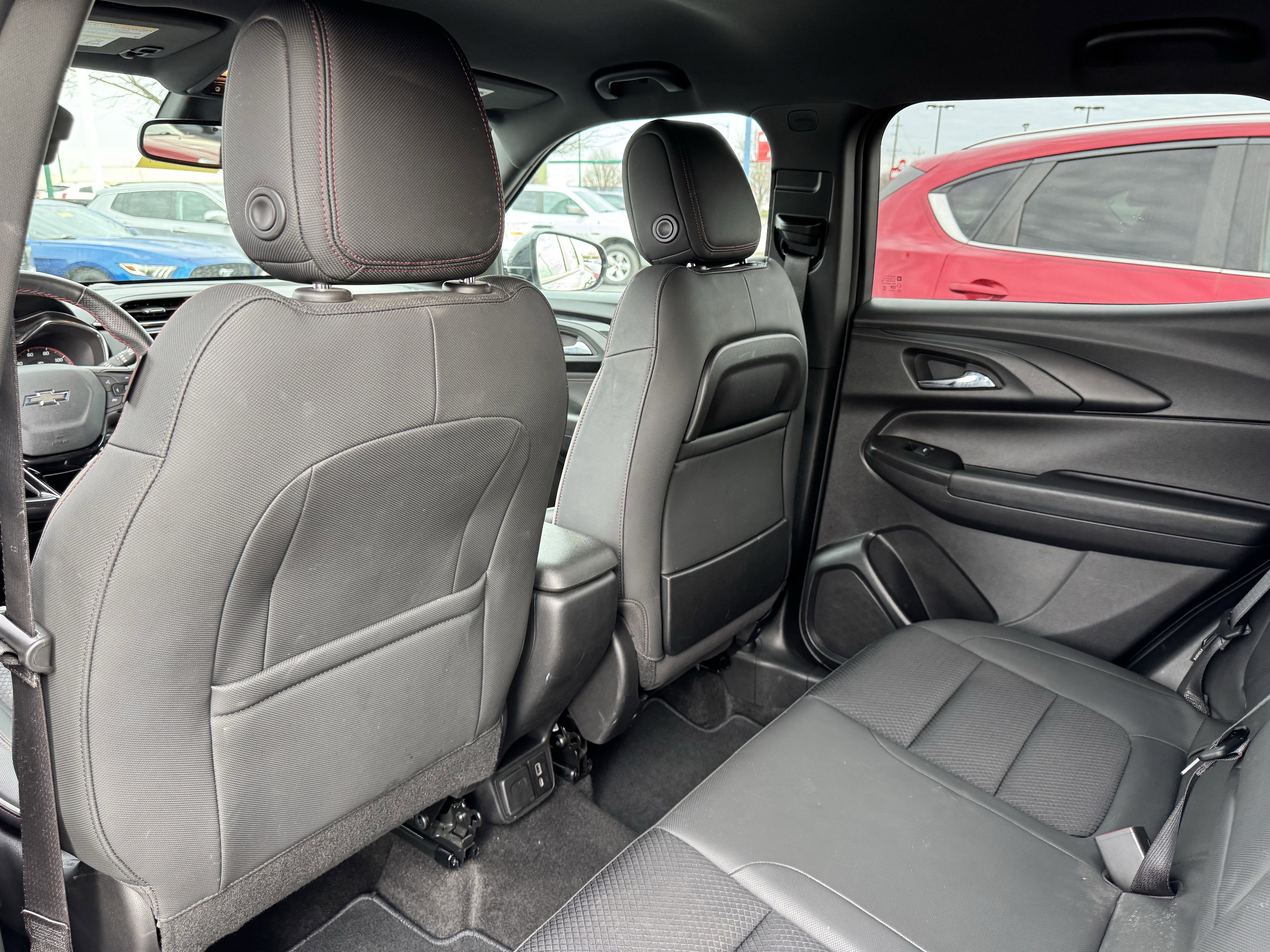 Used 2023 Chevrolet TrailBlazer RS w/ Convenience Package image 32