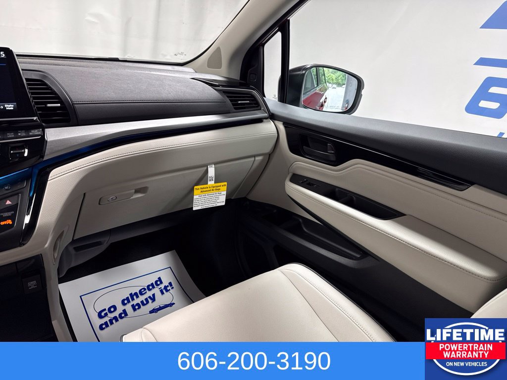 New 2027 Honda Odyssey Touring image 25