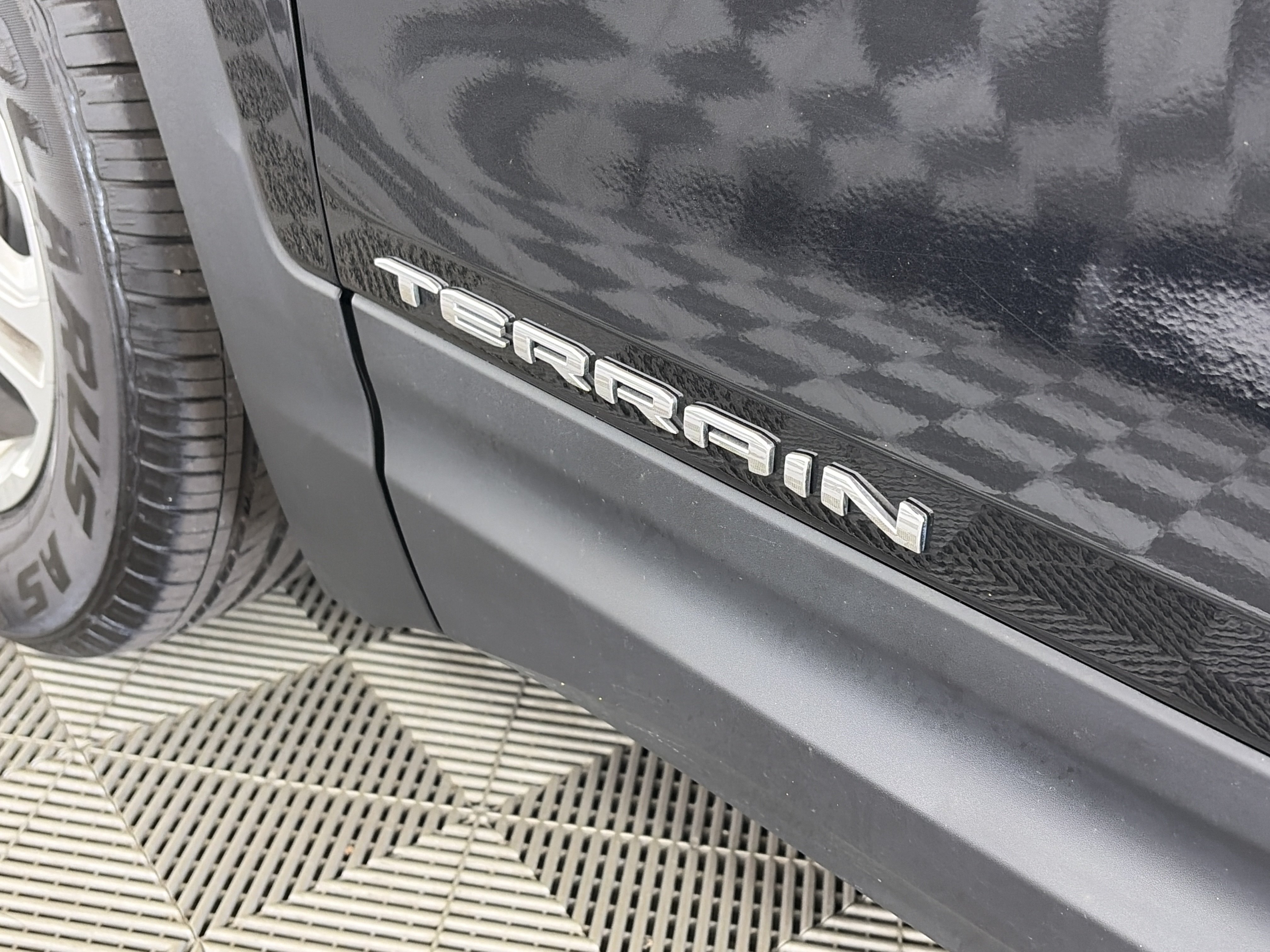 Certified 2024 GMC Terrain SLE AWD/4WD image 18