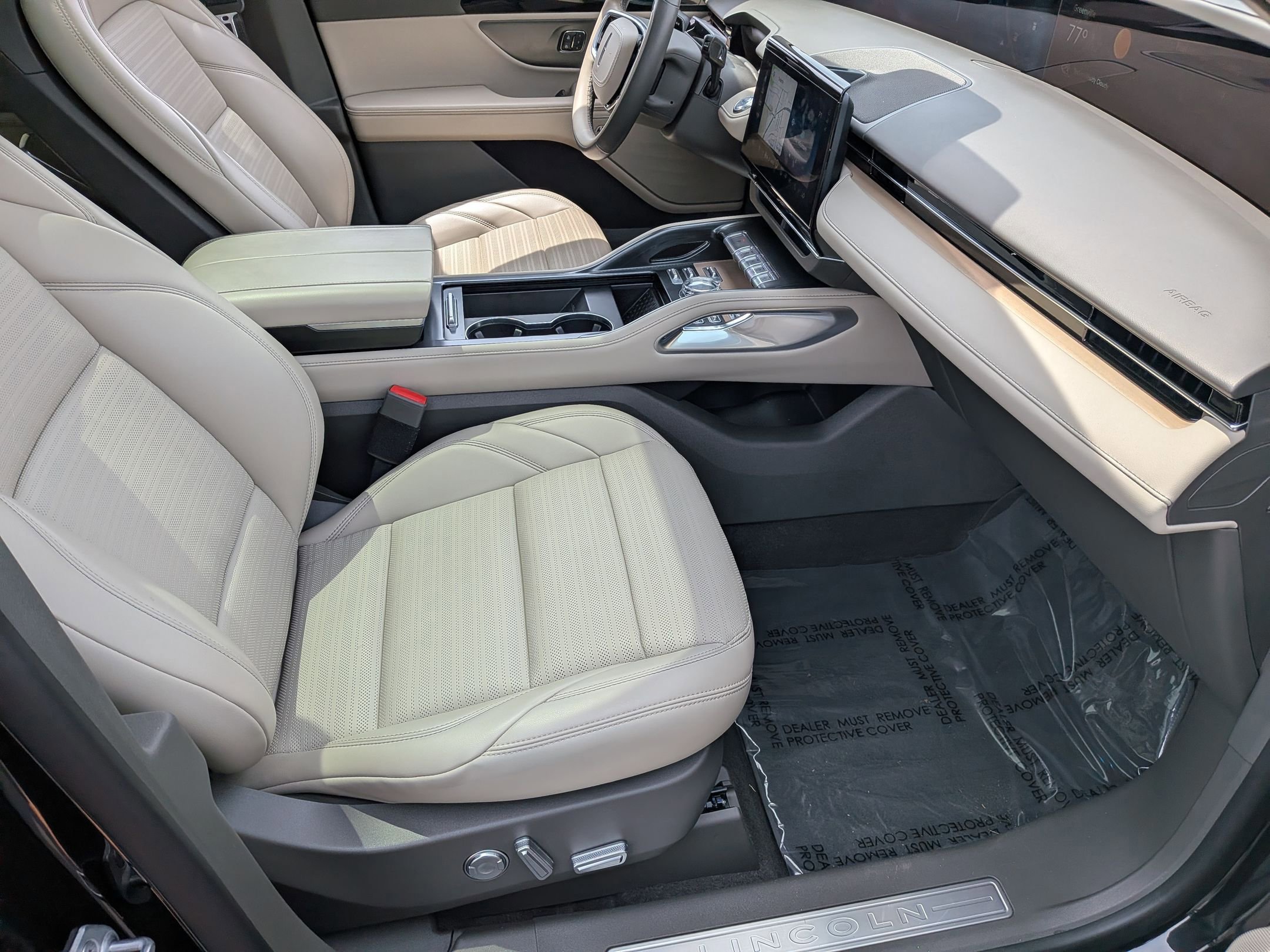 Used 2025 Lincoln Nautilus Reserve AWD/4WD image 34