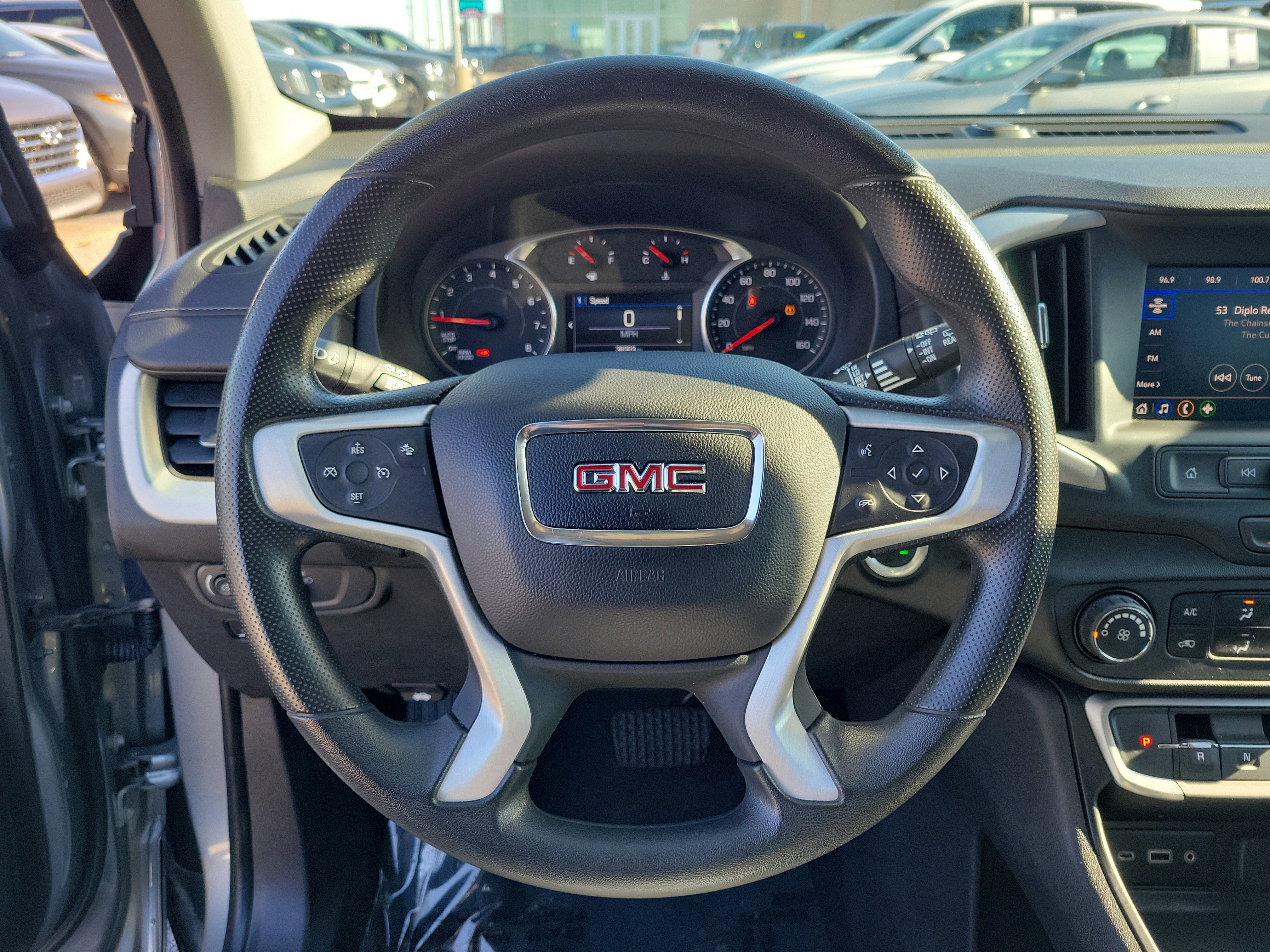 Used 2024 GMC Terrain SLE image 21