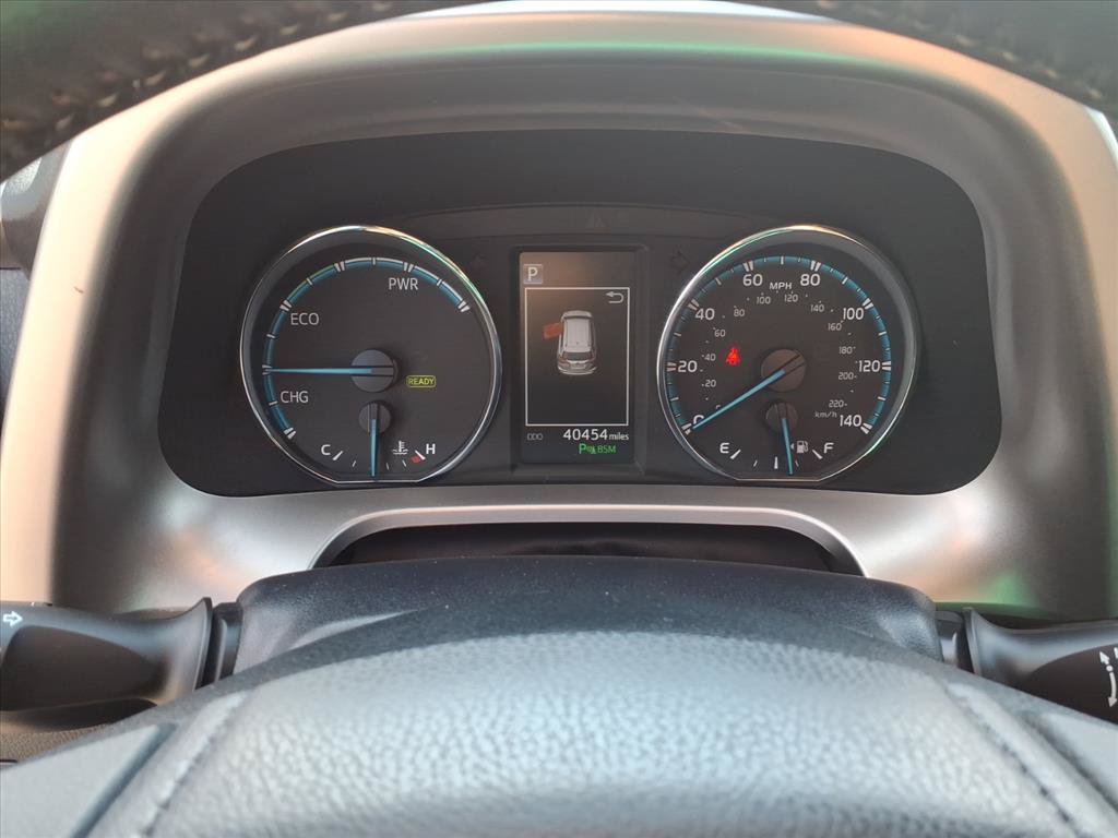 Used 2018 Toyota RAV4 Limited AWD/4WD image 26