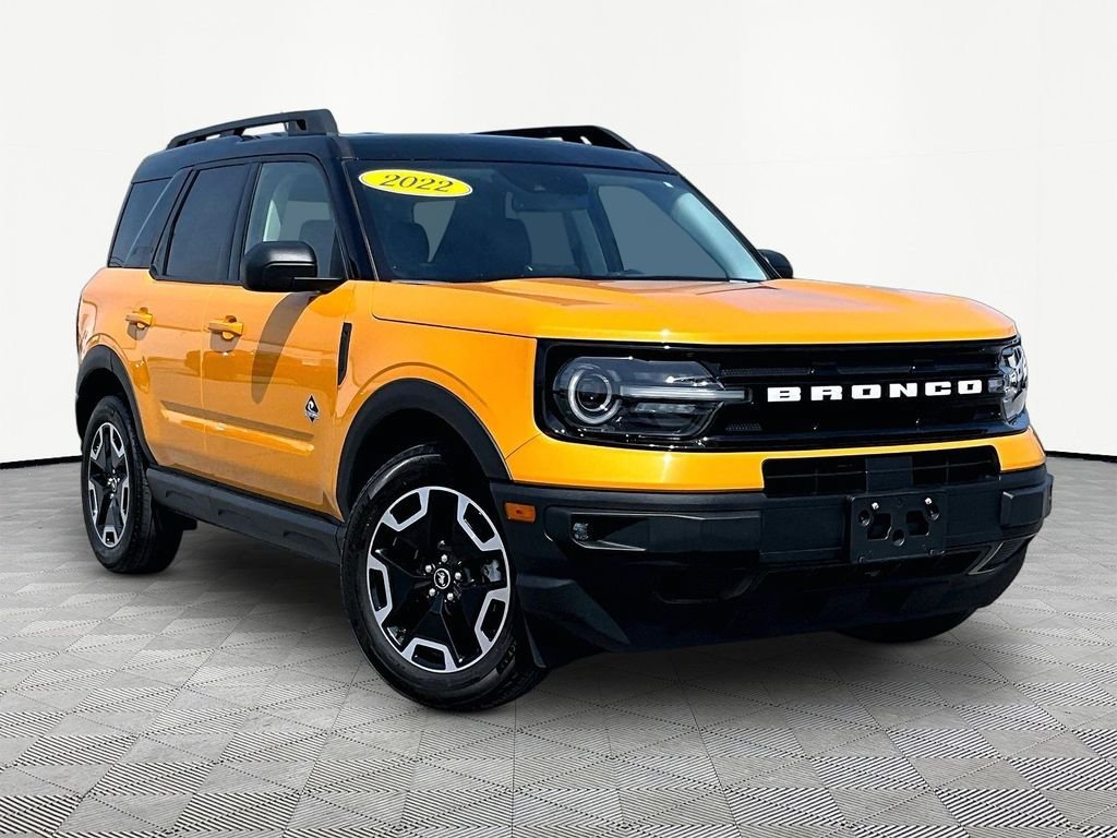 Used 2022 Ford Bronco Sport Outer Banks w/ Tech Package AWD/4WD image 1