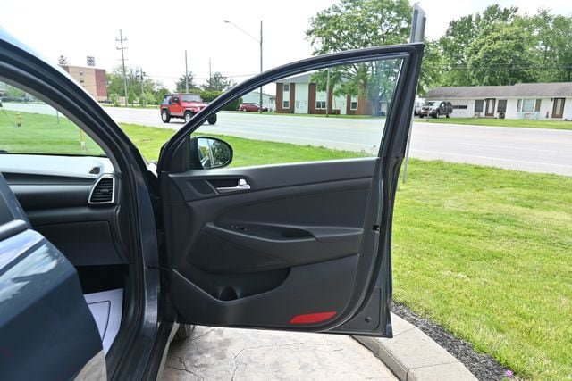 Used 2019 Hyundai Tucson Value AWD/4WD image 18