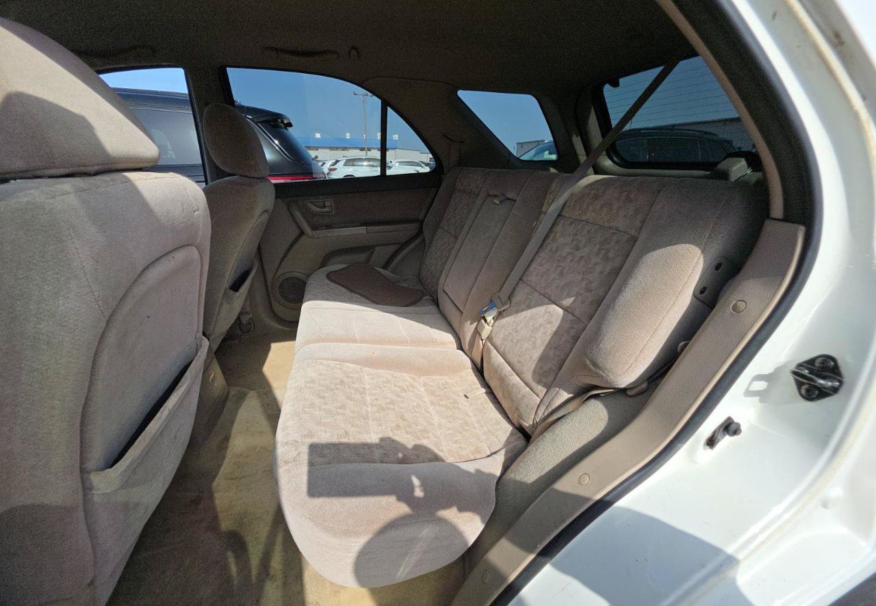 Used 2007 Kia Sorento 2WD image 10