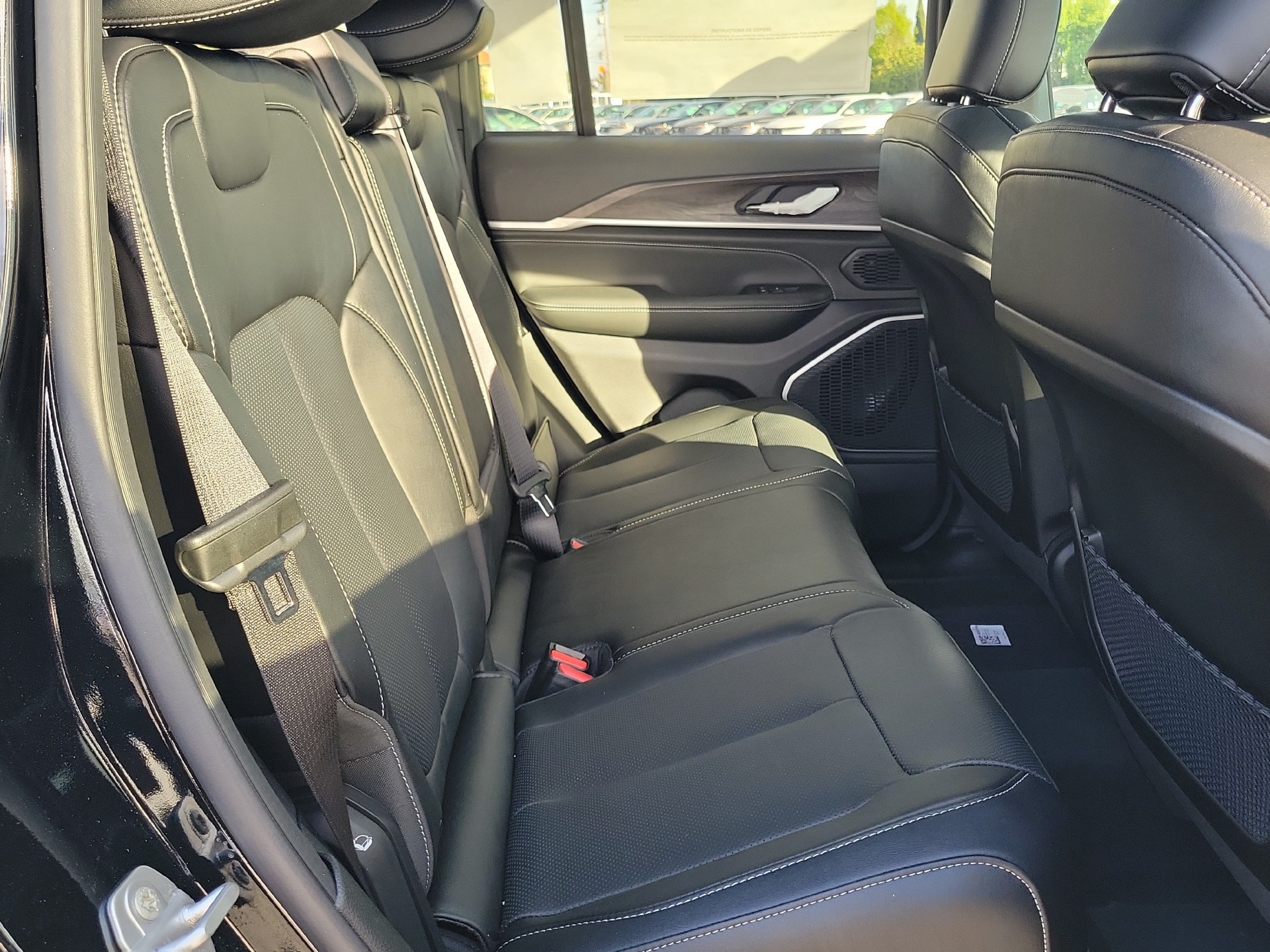 New 2026 Jeep Grand Cherokee Limited AWD/4WD image 17