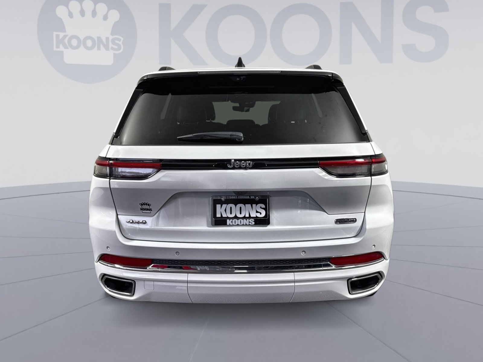 Used 2024 Jeep Grand Cherokee Overland w/ Luxury Tech Group IV image 5