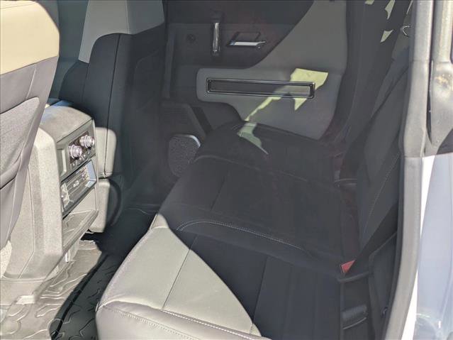 New 2026 GMC Hummer EV 4x4 Crew Cab image 17