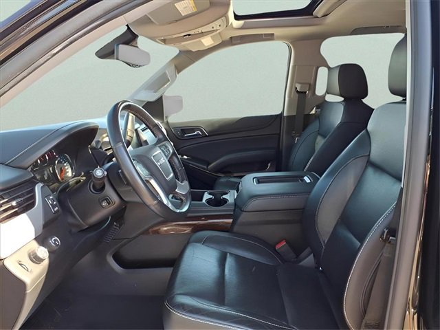 Used 2020 GMC Yukon SLT w/ Premium Edition image 11