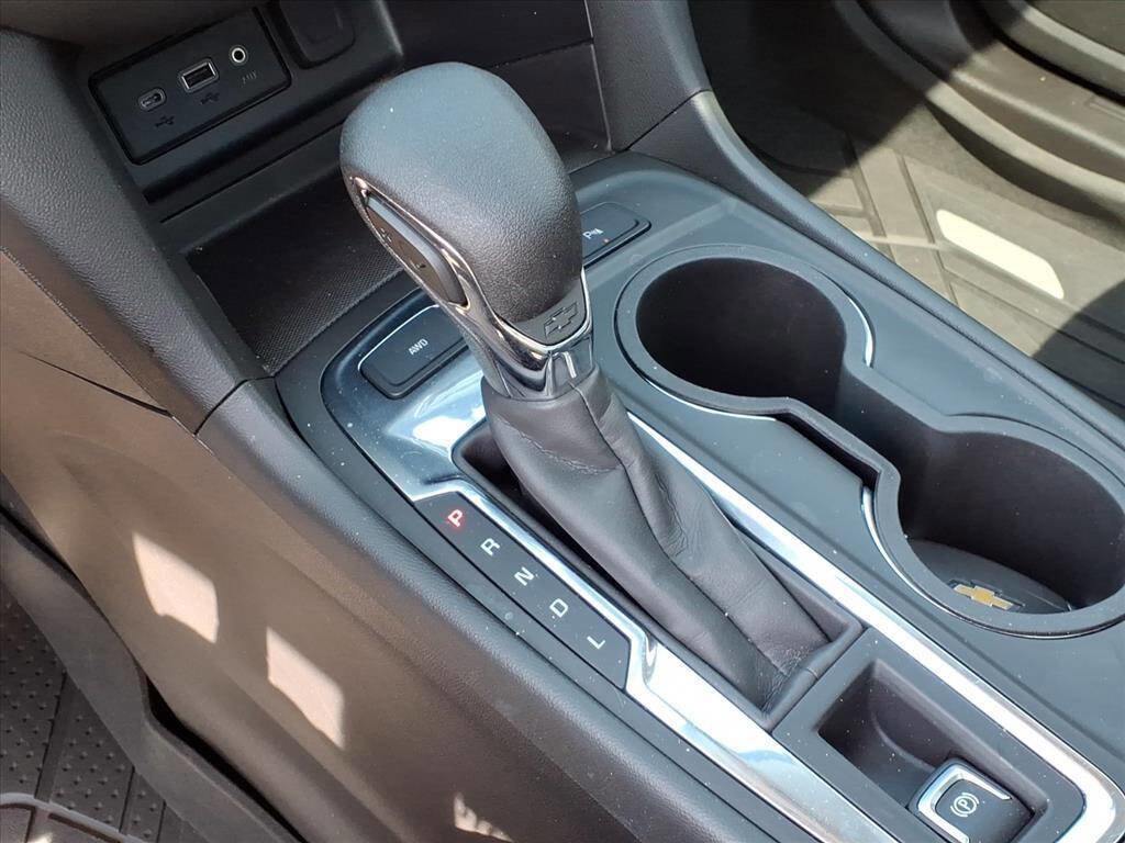 Used 2022 Chevrolet Equinox LT image 16