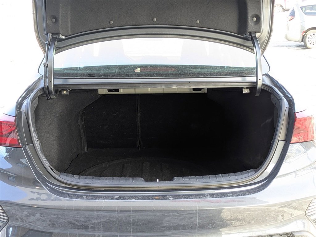 Used 2024 Kia Forte LXS image 31