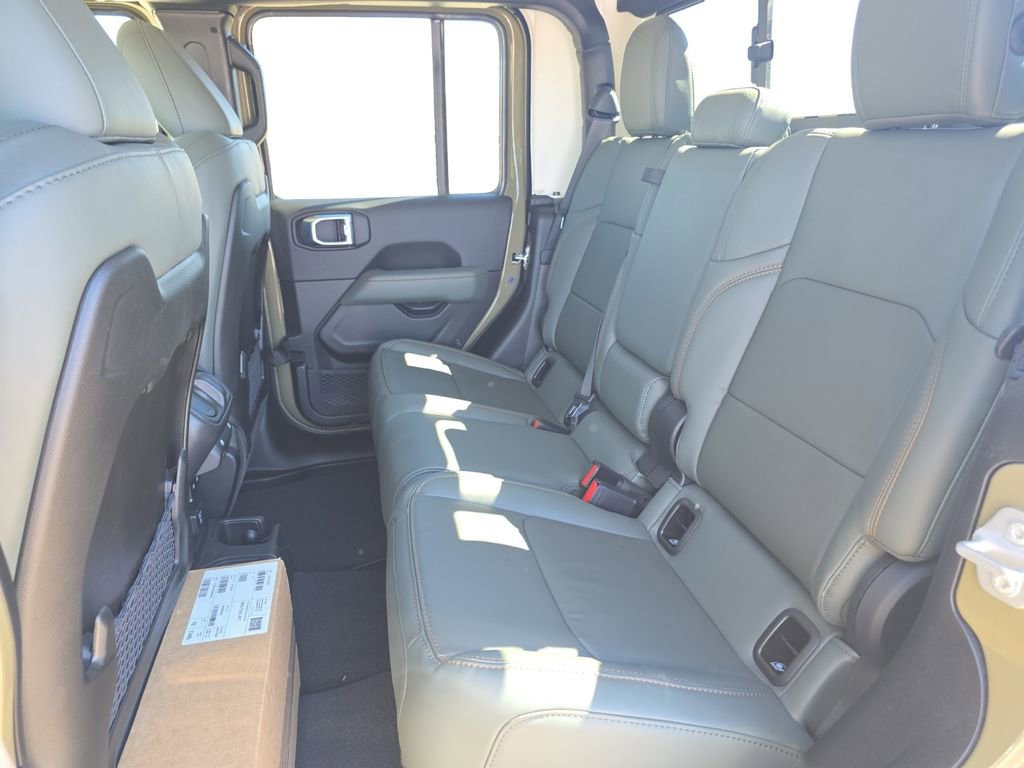 New 2026 Jeep Gladiator Mojave w/ Safety Group image 16
