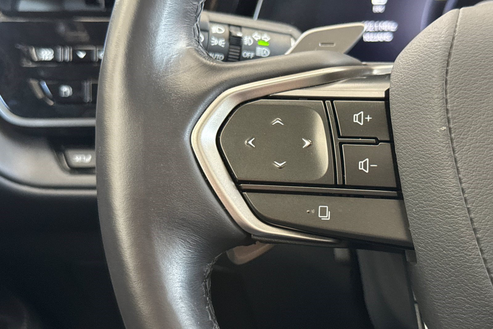 Certified 2026 Lexus TX 550h AWD Plug-In Hybrid w/ Technology Package image 32