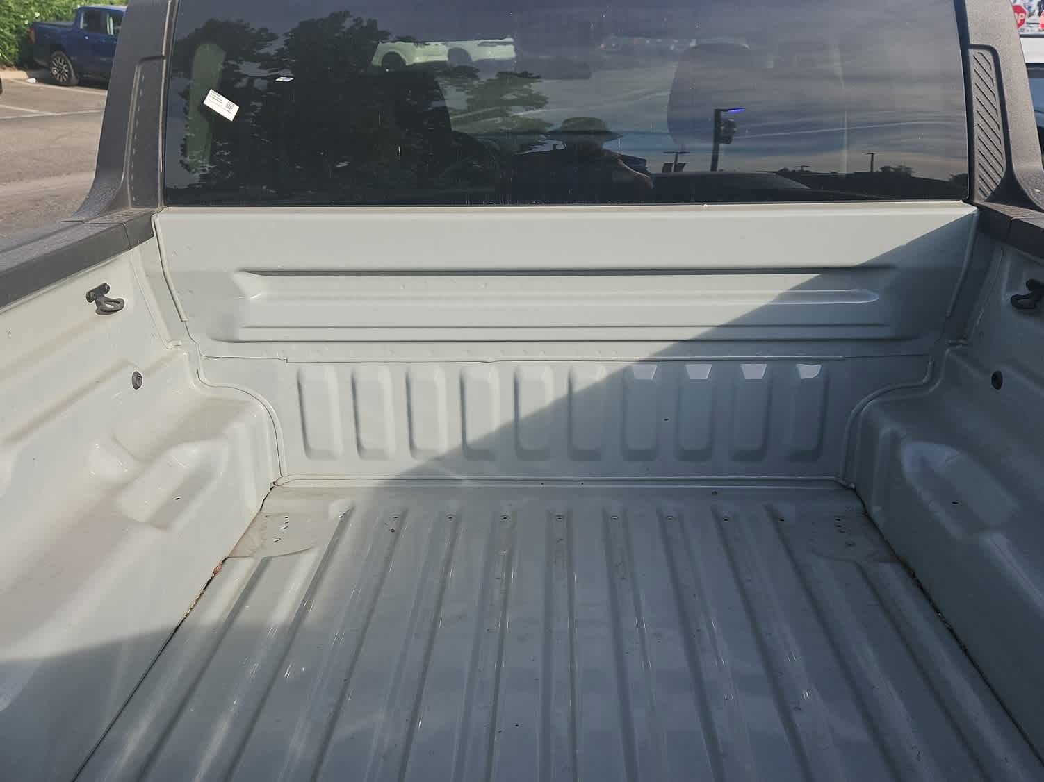 Used 2023 Ford Maverick XL image 9