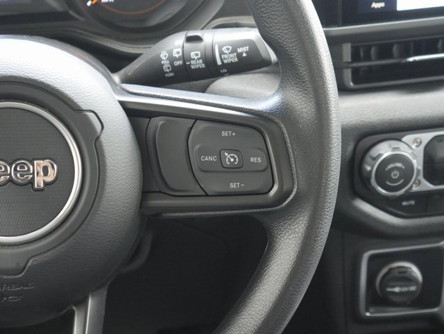 Used 2025 Jeep Wrangler Sport image 16
