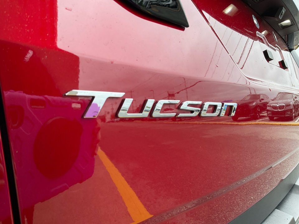 Used 2024 Hyundai Tucson Limited AWD/4WD image 17