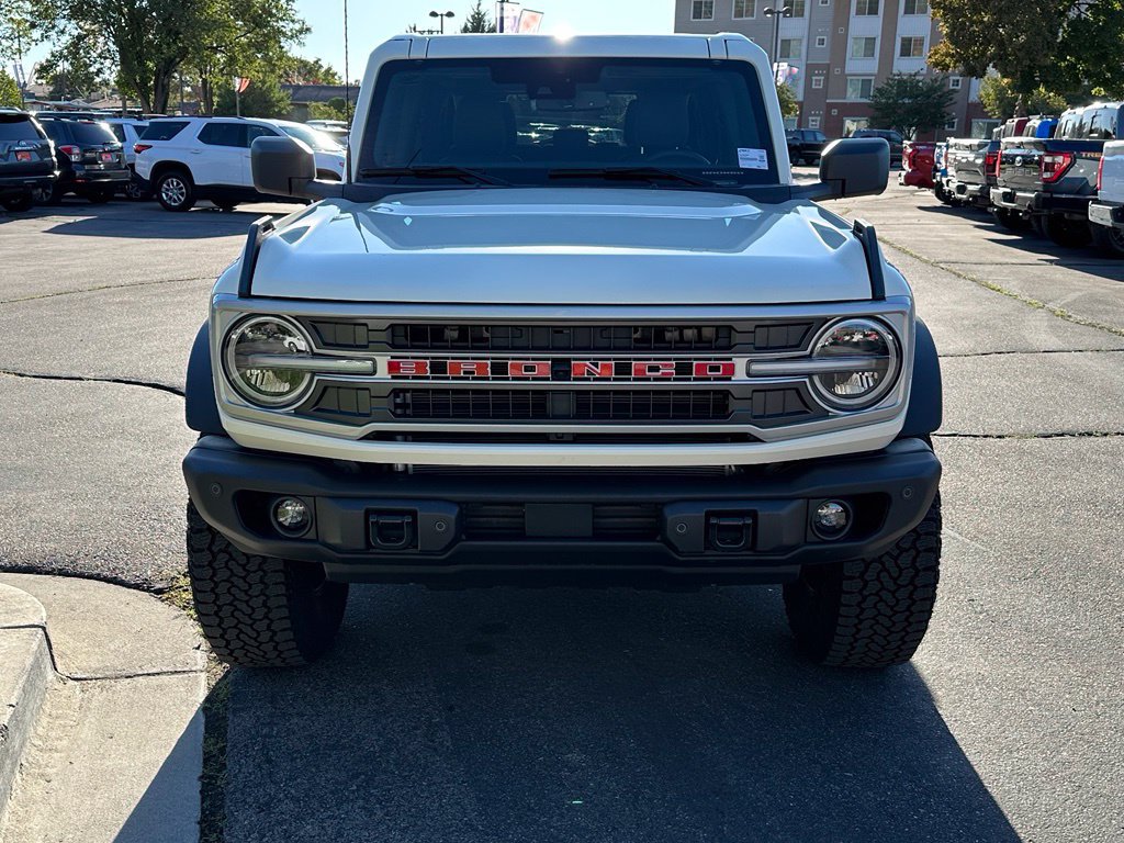 Certified 2026 Ford Bronco Outer Banks w/ Sasquatch Package AWD/4WD image 4