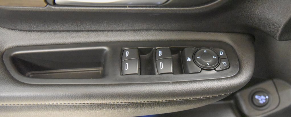 Used 2022 GMC Terrain Denali image 15