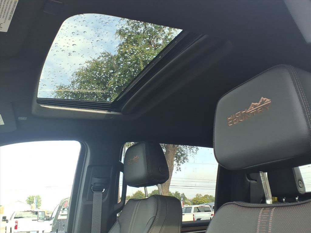 New 2026 Chevrolet Silverado 2500 High Country w/ Midnight Edition AWD/4WD image 16