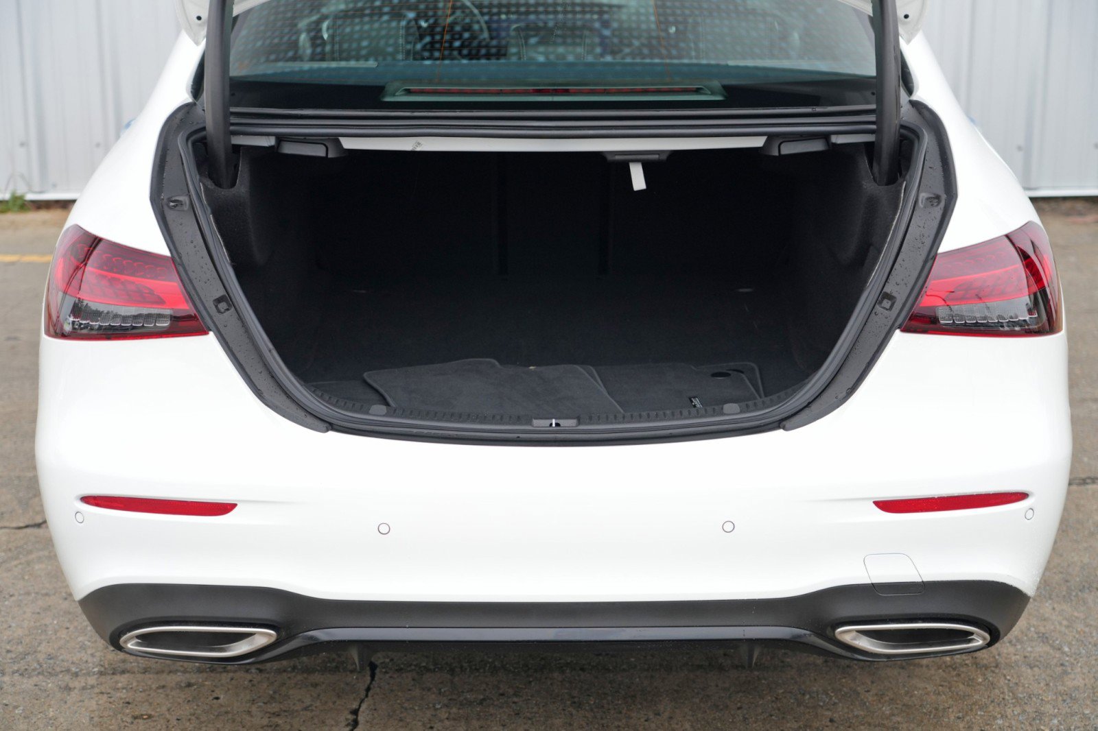 Used 2021 Mercedes-Benz E 350 Sedan w/ Premium Package image 10