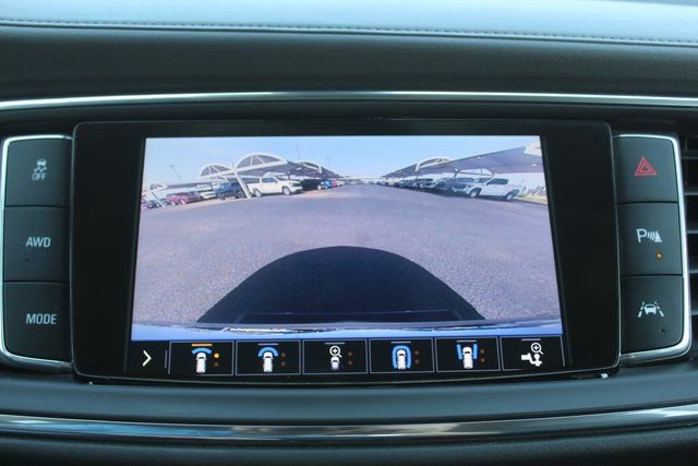 Used 2020 Buick Enclave Avenir w/ Avenir Technology Package image 34