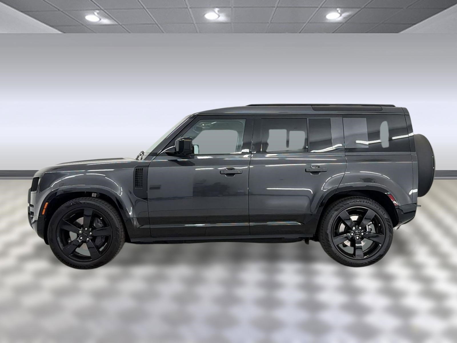 New 2026 Land Rover Defender 110 X-Dynamic SE image 2