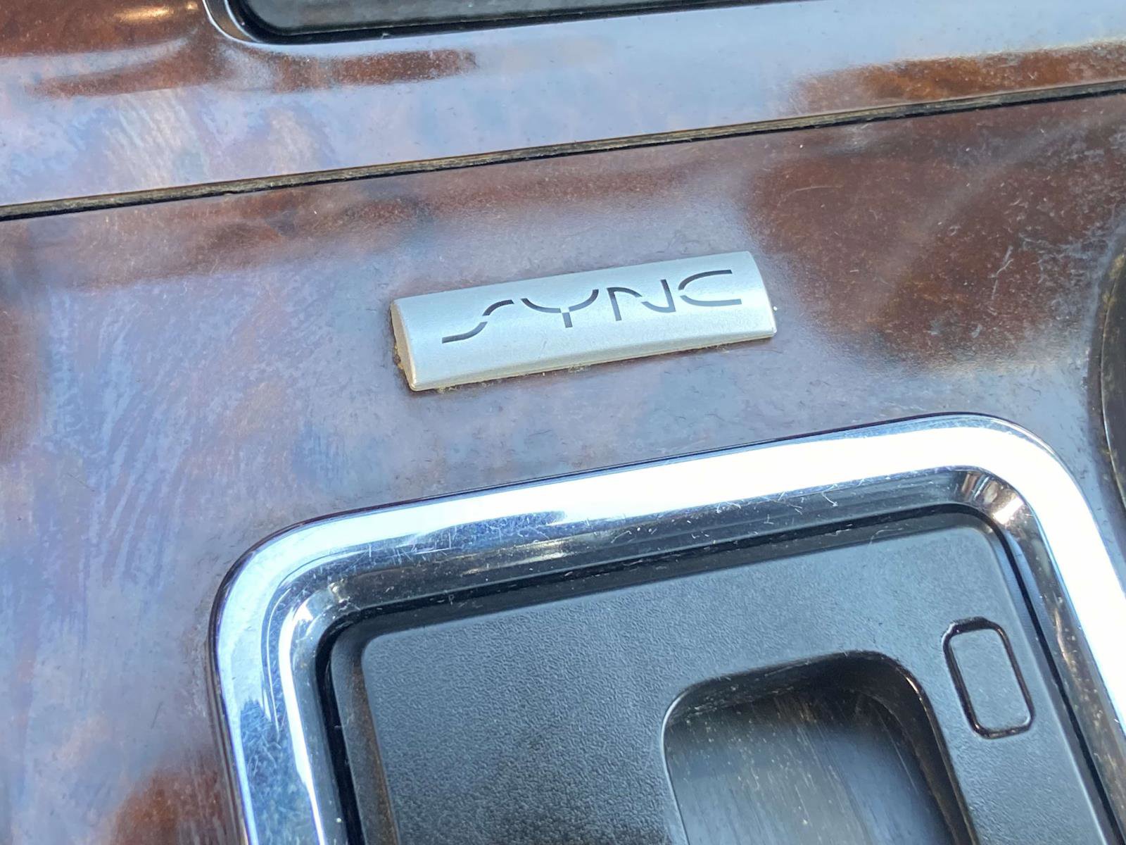 Used 2017 Lincoln Navigator Select image 18