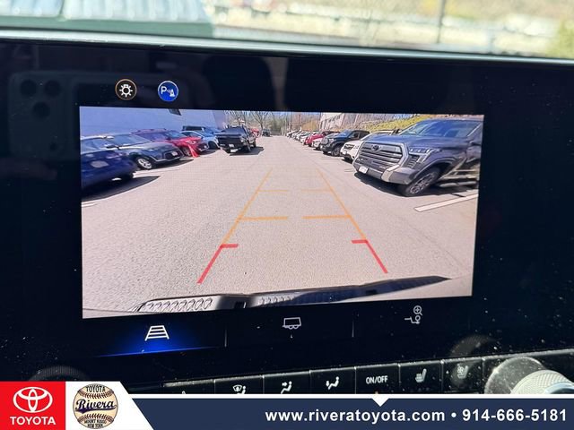 Used 2024 Chevrolet Colorado Z71 w/ Z71 Convenience Package 2 image 24