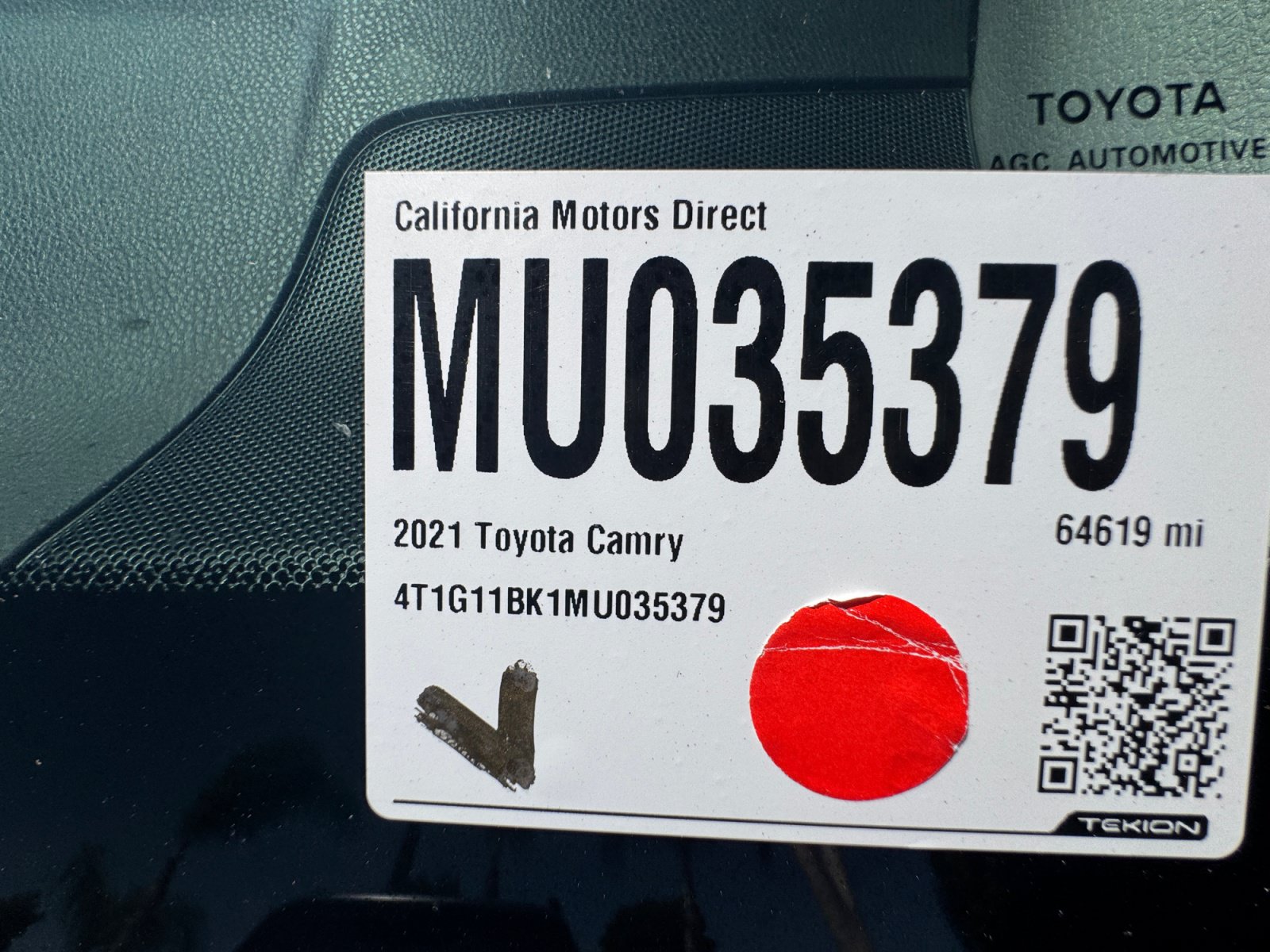 Used 2021 Toyota Camry SE w/ Cold Weather Package AWD/4WD image 16