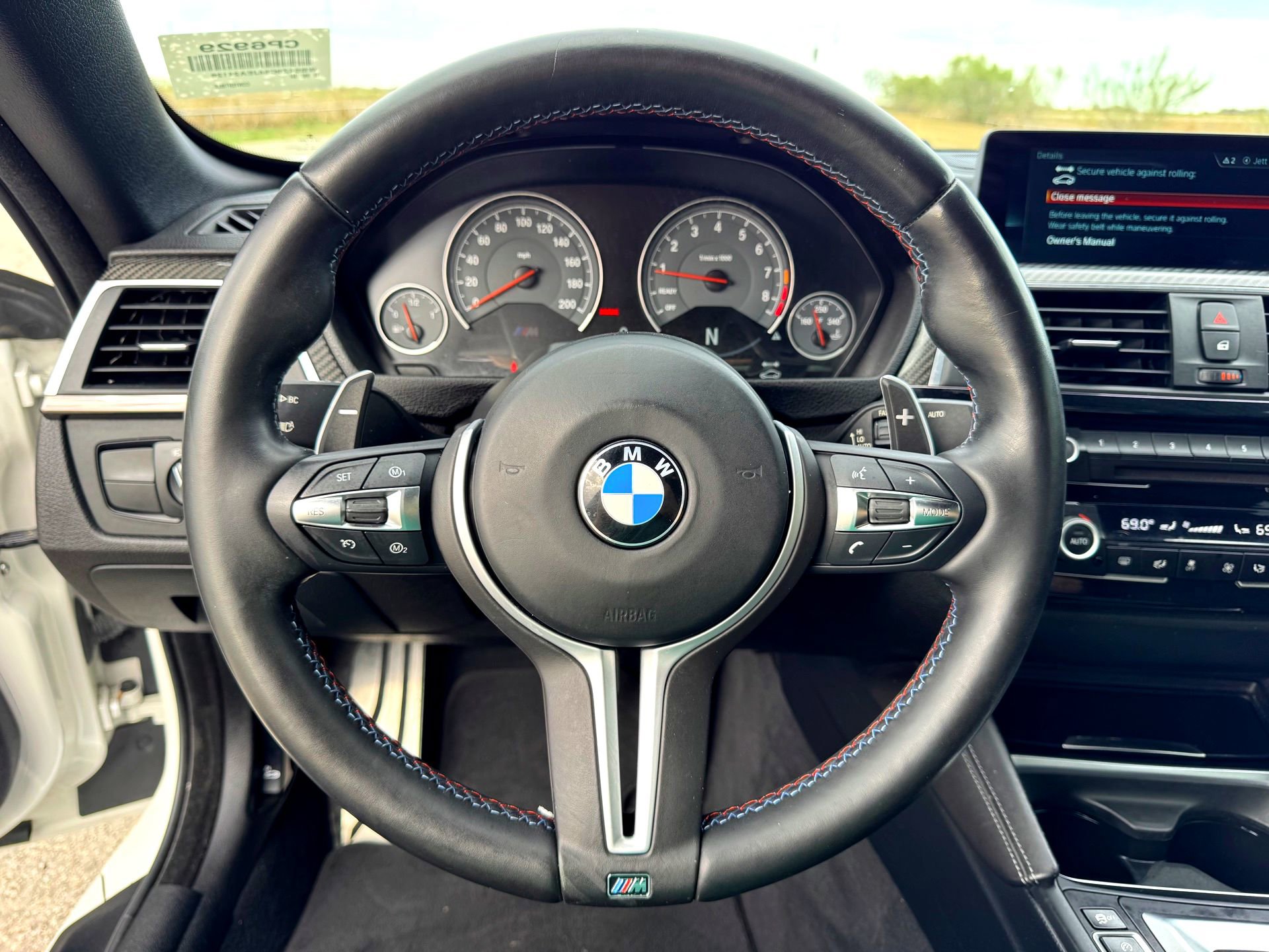 Used 2018 BMW M4 Convertible image 38